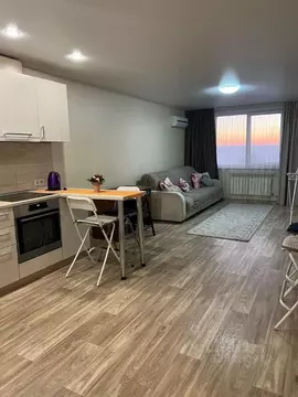 1-к кв. Алтайский край, Барнаул ул. Никитина, 107 (53.7 м)