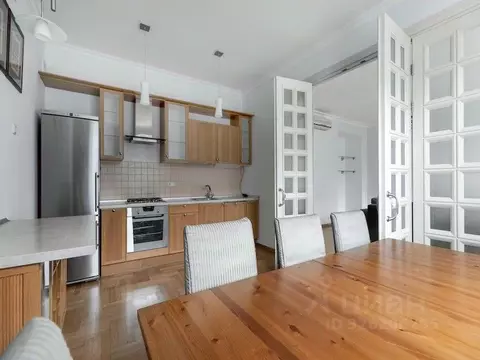 2-к кв. Москва Спиридоньевский пер., 10А (100.0 м)