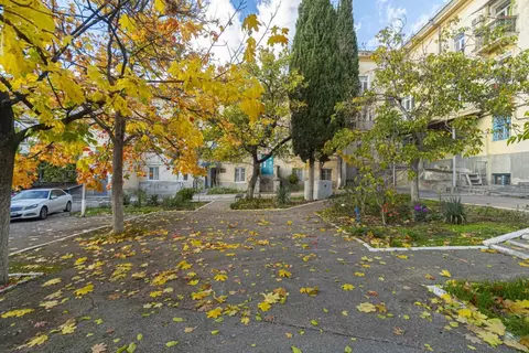 3-к кв. Севастополь ул. Большая Морская, 38 (72.4 м)