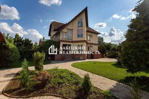 Дом в Краснодарский край, Краснодар ул. Бульварная, 40 (521 м)