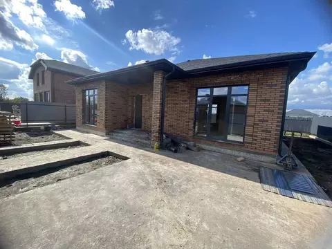 Дом в Краснодарский край, Динской район, Новотитаровская ст-ца ...