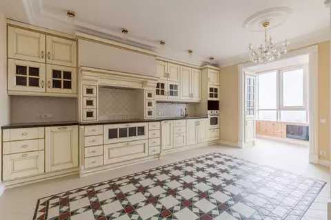 3-к кв. Санкт-Петербург просп. Луначарского, 13к1 (127.1 м)