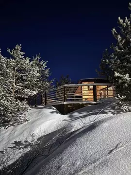 Дом в Свердловская область, Североуральский муниципальный округ, пос. ...