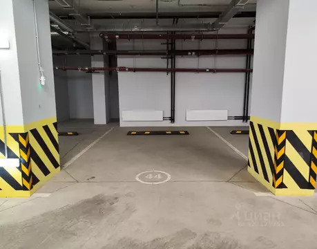 Гараж в Москва Путейская ул., 2 (22 м)