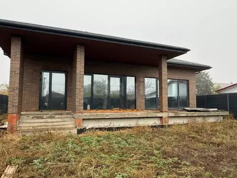 Дом в Саратовская область, Энгельс пос. Новое Осокорье, ул. ...