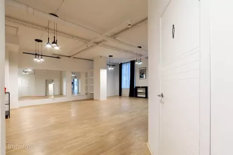 Помещение свободного назначения в Санкт-Петербург ул. Есенина, 1к1 ...