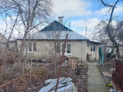 Дом в Волгоградская область, Волгоград Кременская ул. (90 м)