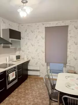 1-к кв. Пермский край, Пермь просп. Декабристов, 2 (35.0 м)