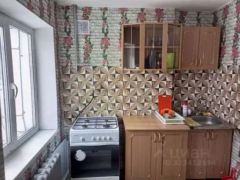 3-к кв. Омская область, Омск Городок Нефтяников мкр, ул. 1-я ...