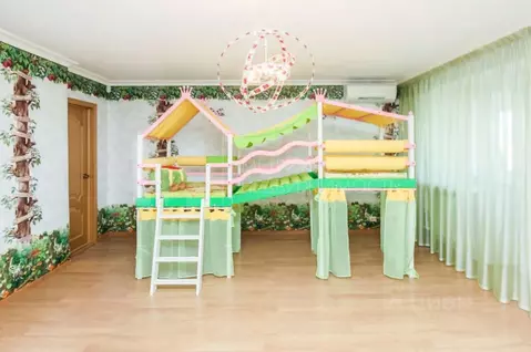 5-к кв. Тюменская область, Тюмень Рижская ул., 62/2 (225.0 м)