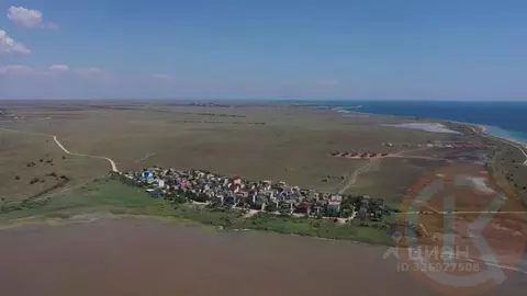 Участок в Крым, Сакский район, с. Штормовое  (6.0 сот.)