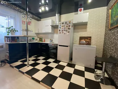 2-комнатная квартира: Челябинск, Якутская улица, 9 (56.5 м)