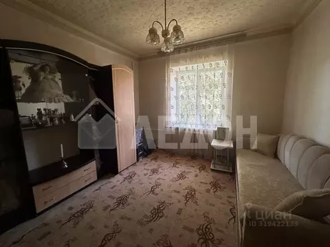 3-к кв. Омская область, Омск Городок Нефтяников мкр, ул. 20-го ...