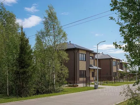 Дом в Ленинградская область, Всеволожский район, Агалатовское с/пос, ...