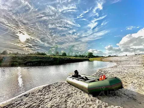 Участок в Тверская область, Конаковский муниципальный округ, с. ...