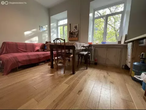 3-комнатная квартира: Санкт-Петербург, 6-я линия Васильевского ...