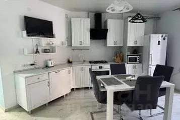 1-к кв. Калининградская область, Зеленоградск ул. Потемкина, 19 (53.0 ...