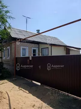 Дом в Волгоградская область, Дубовка Ленинградская ул. (51 м)