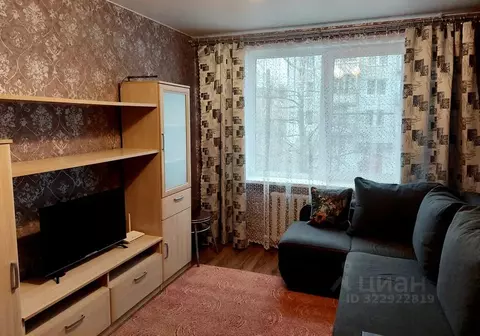 1-к кв. Ленинградская область, Луга Луга-3 тер., 8/60 (32.0 м)