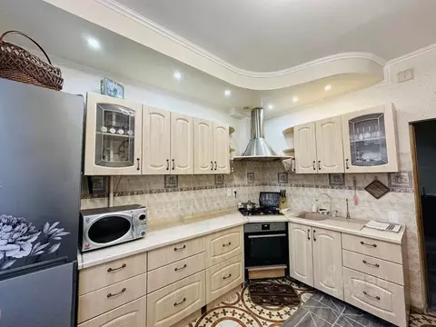 3-к кв. Челябинская область, Челябинск ул. Евтеева, 1 (92.4 м)