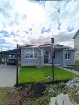 Дом в Воронежская область, Семилуки Южный мкр, ул. Васильковая, 46 ...