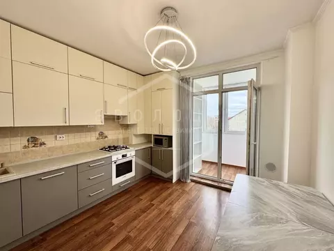 3-к кв. Калининградская область, Калининград ул. Виктора Денисова, 24 ...