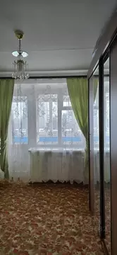 4-к кв. Омская область, Омск Городок Нефтяников мкр, ул. 50 лет ...