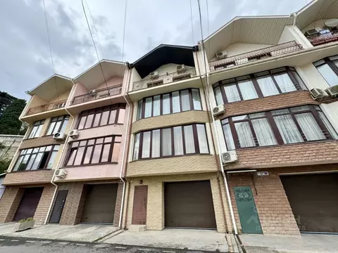 Таунхаус в Крым, Ялта муниципальный округ, Кореиз пгт ул. Южная, 66А ...