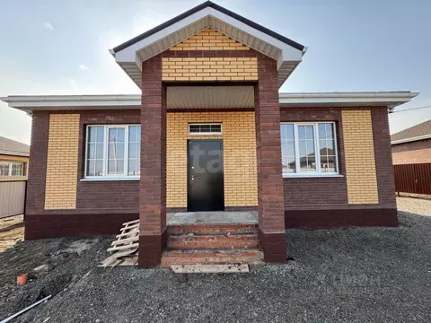 Дом в Ростовская область, Неклиновский район, с. Новобессергеневка ул. ...