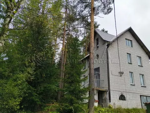 Дом в Ленинградская область, Гатчинский муниципальный округ, Вырица ...