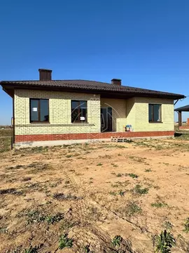 Дом в Татарстан, Лаишевский район, Кирбинское с/пос, д. Травкино ул. ...