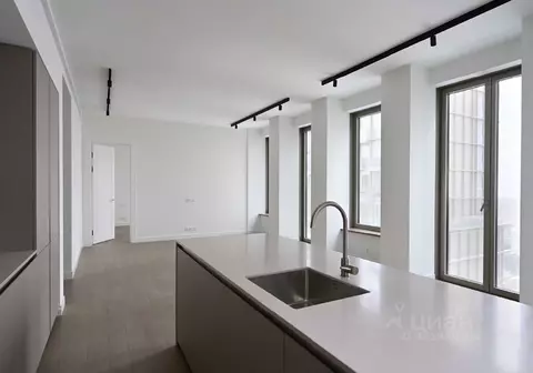 3-к кв. Москва ул. Костикова, 4к5 (135.0 м)