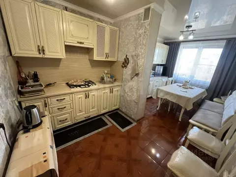 3-к кв. Северная Осетия, Владикавказ просп. Доватора, 256 (70.0 м)