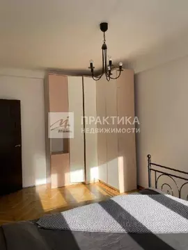 Продается 3-комнатная квартира