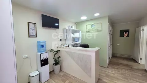 Помещение свободного назначения в Тюменская область, Тюмень ул. ...