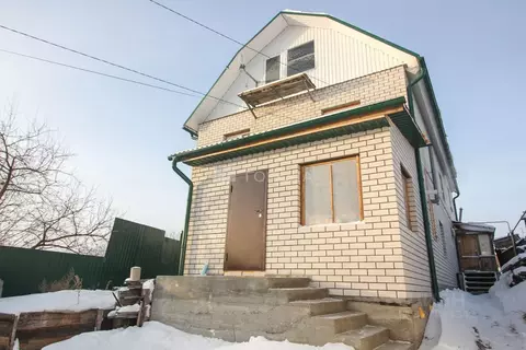 Дом в Алтайский край, Барнаул ул. Папанинцев, 8А (192 м)