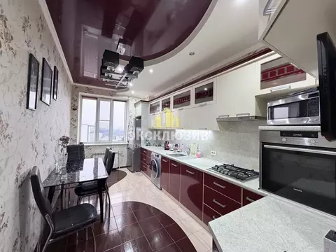 3-к кв. Ставропольский край, Ессентуки Новопятигорская ул., 1/1 (86.0 ...