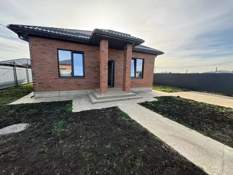 Дом в Краснодарский край, Краснодар ул. Чукотская (100 м)