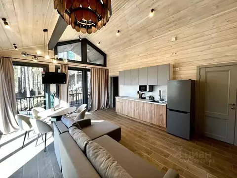 Дом в Ленинградская область, Всеволожский район, Токсовское городское ...