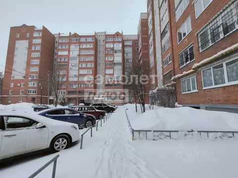 2-к кв. Марий Эл, Йошкар-Ола ул. Анникова, 10 (64.0 м)