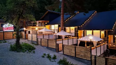 Дом в Карачаево-Черкесия, Зеленчукский район, с. Архыз ул. Банковская, ...