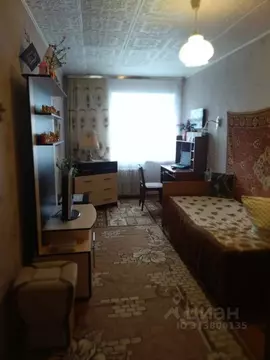 2-к кв. Пермский край, Губаха Октябрьский просп., 11 (45.9 м)