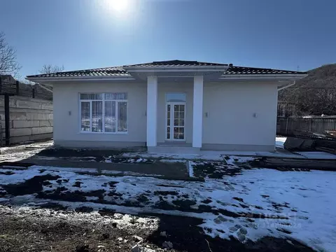 Дом в Крым, Симферопольский район, Добровское с/пос, с. Андрусово пер. ...