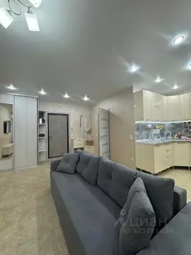 2-к кв. Краснодарский край, Краснодар ул. Цезаря Куникова, 24к2 (52.0 ...