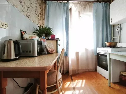 2-к кв. Омская область, Омск Городок Нефтяников мкр, ул. Волкова, 9А ...