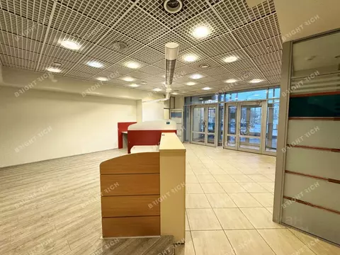 Офис в Санкт-Петербург пл. Конституции, 1 (1246 м)