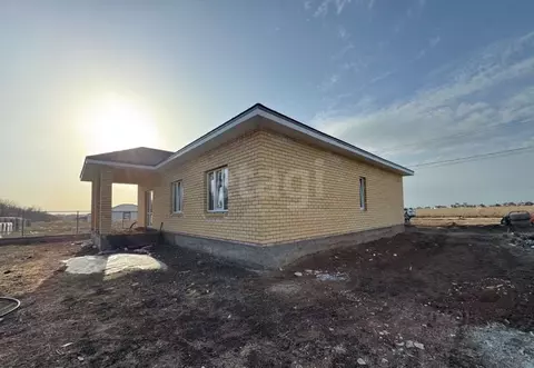 Дом в Оренбургская область, Оренбургский район, с. Благословенка ул. ...