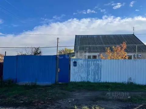 Дом в Калмыкия, Приютненский район, Булуктинское с/мо, пос. Бурата ул. ...