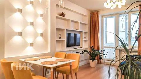 2-к кв. Московская область, Реутов Комсомольская ул., 21к1 (77.0 м)