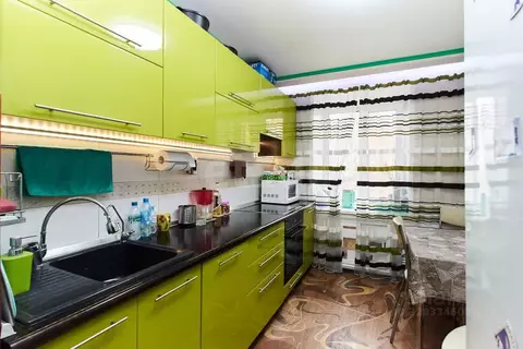 3-к кв. Тюменская область, Тюмень ул. Ватутина, 18 (60.0 м)